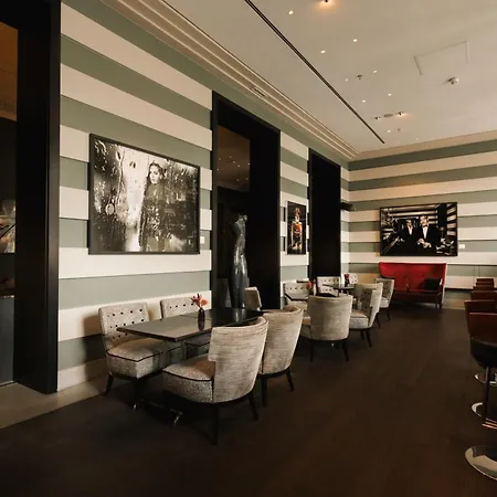 Rocco Forte Hotel De Rome-3