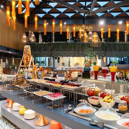 Radisson Blu Kaushambi Delhi Ncr-2