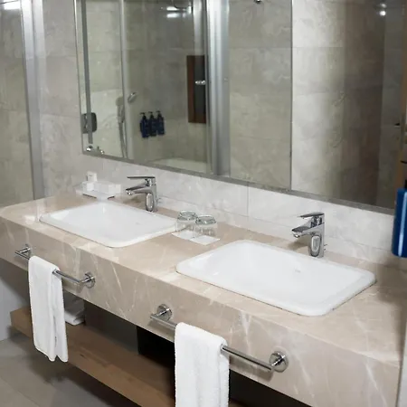 Radisson Blu Hotel Trabzon-3