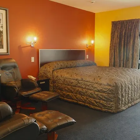 Randolph Motel Apartments-2