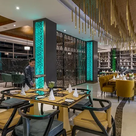 Grand Mercure Yangon Golden Empire-3