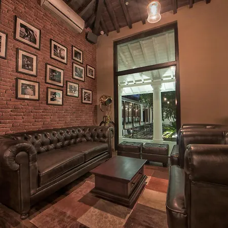 Residence On Park Street-3