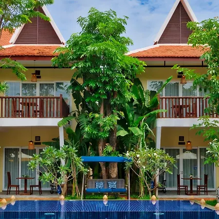 Mane Village Suites-2