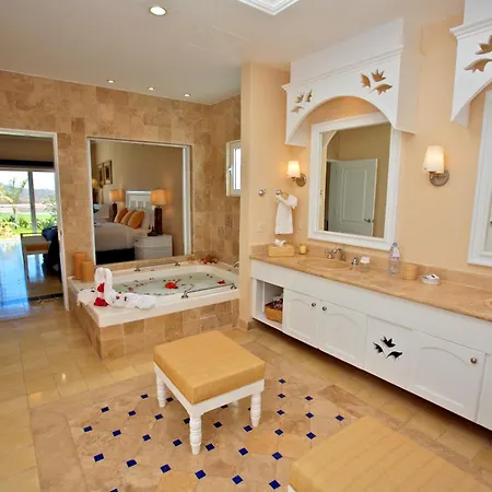 Pueblo Bonito Emerald Luxury Villas & Spa All Inclusive-2