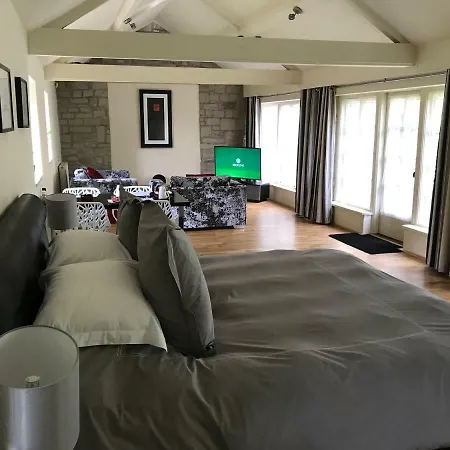 Hemples Lodge-3