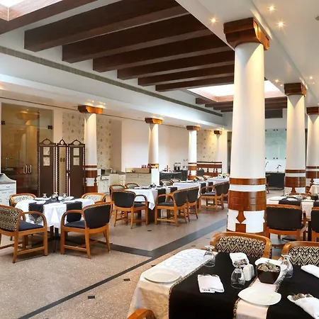 Hotel Maurya Patna-2