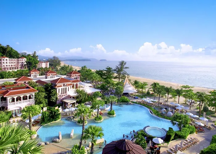 Centara Grand Beach Resort Phuket Karon