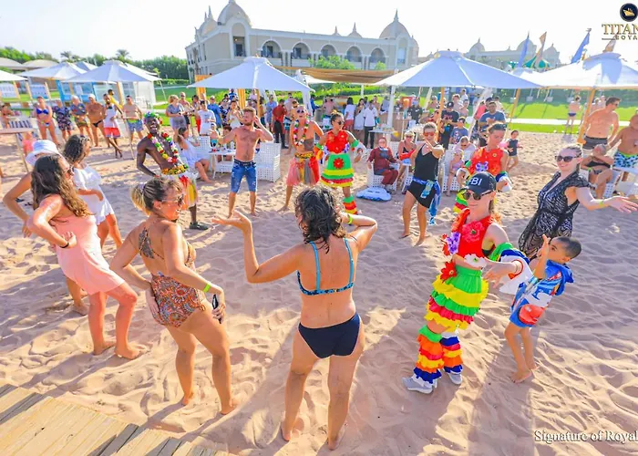 Titanic Royal-Families And Couples Only Hotel Hurghada