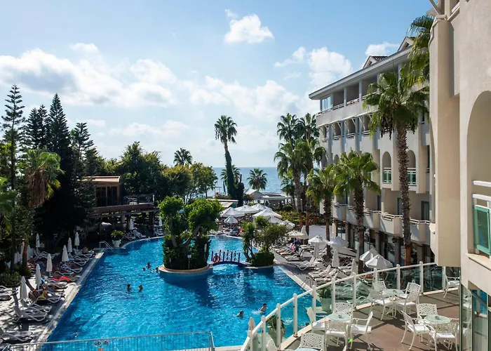 Side Star Beach Hotel