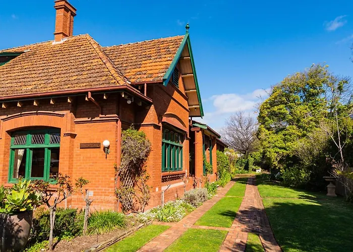 Buxton Manor Bed & Breakfast Adelaide