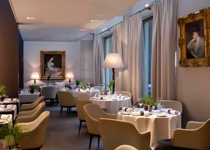 Hotel De Sers Champs Elysees Paris