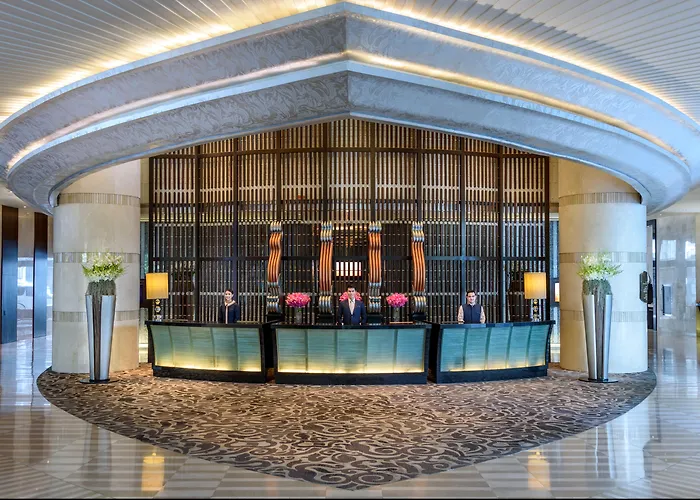 Hilton Bangkok Grande Asoke Hotel