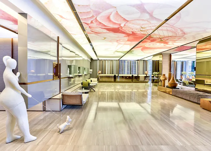 Hilton Sukhumvit Bangkok Hotel