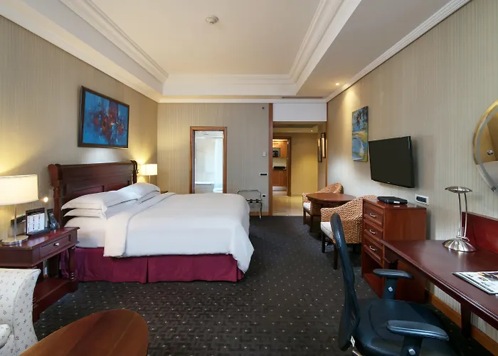 Catalonia Santo Domingo Hotel