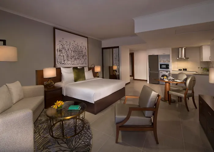 Pullman Dubai Creek City Centre Residences