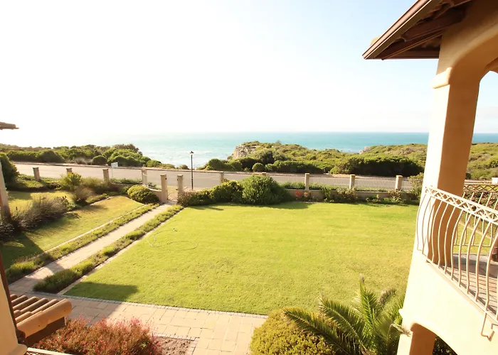 On The Cliff Guest House Hermanus