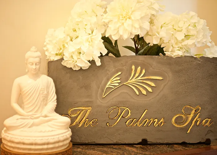 Crowne Plaza Chennai Adyar Park Hotel