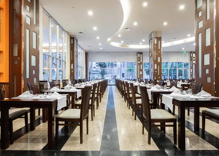 Riu Plaza Panama Hotel