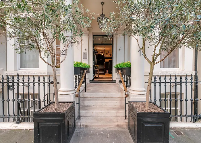 Claverley Court Apartments Knightsbridge Londen