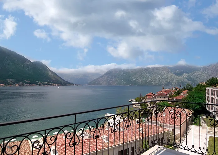 Huma Kotor Bay Hotel And Villas