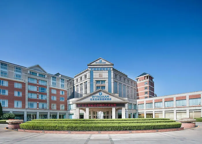 Wyndham Beijing North Hotel