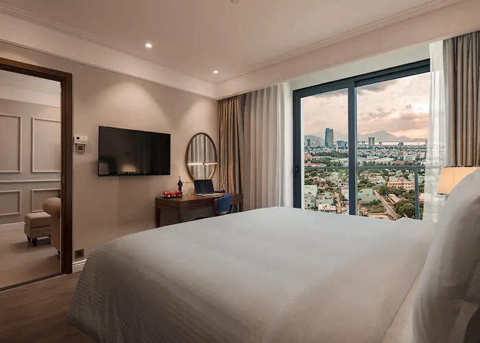 Altara Suites Da Nang By Ahg