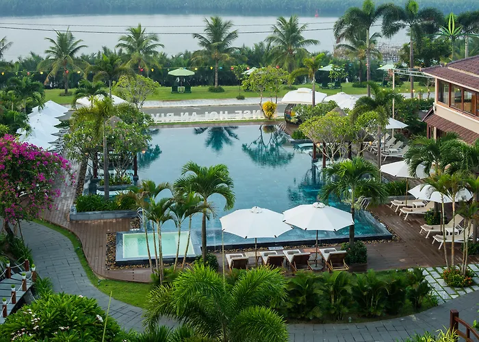 Silk Sense Hoi An River Resort - Green Luxury Escape