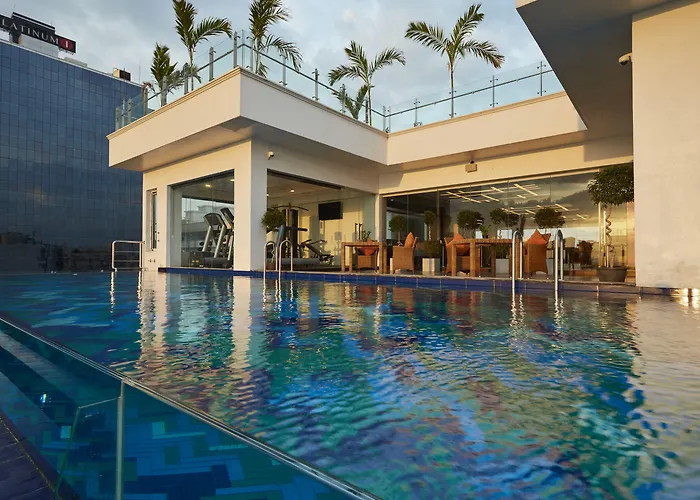 Mandarina Colombo Hotel