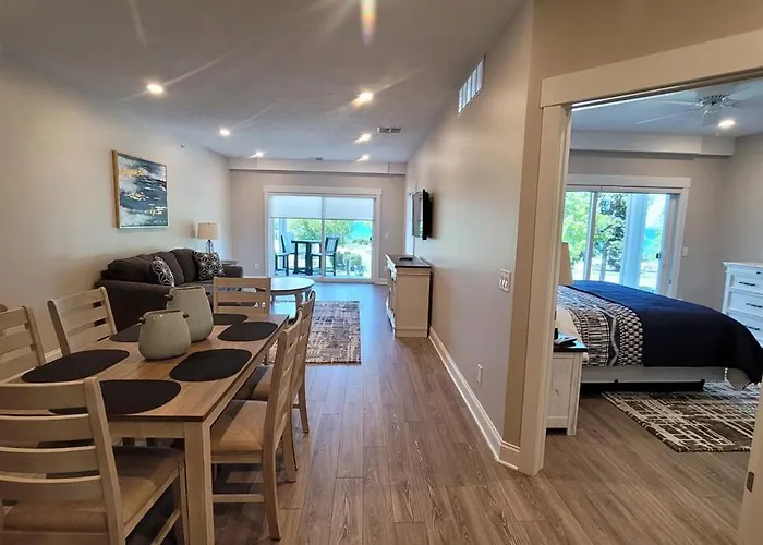 539 Bay Street Traverse City - Luxury Downtown Residences