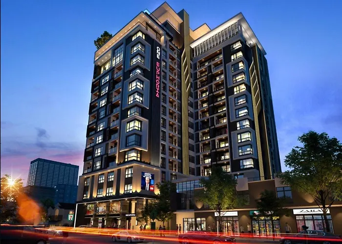 One Euphoria Luxe Hotel Angeles