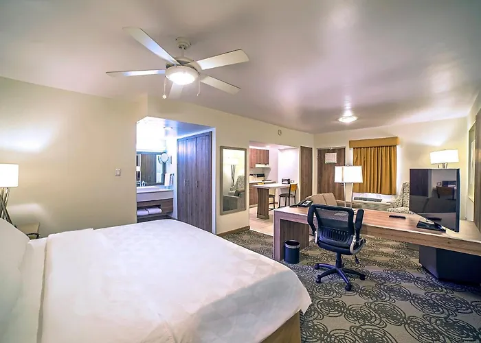 Holiday Inn & Suites Chihuahua Expo By Ihg