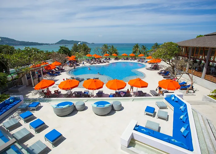 Diamond Cliff Resort & Spa, Patong Beach