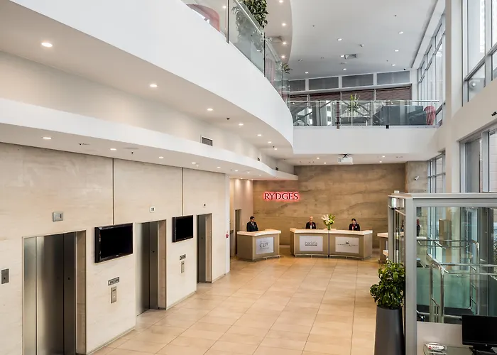 Rydges Auckland Hotel