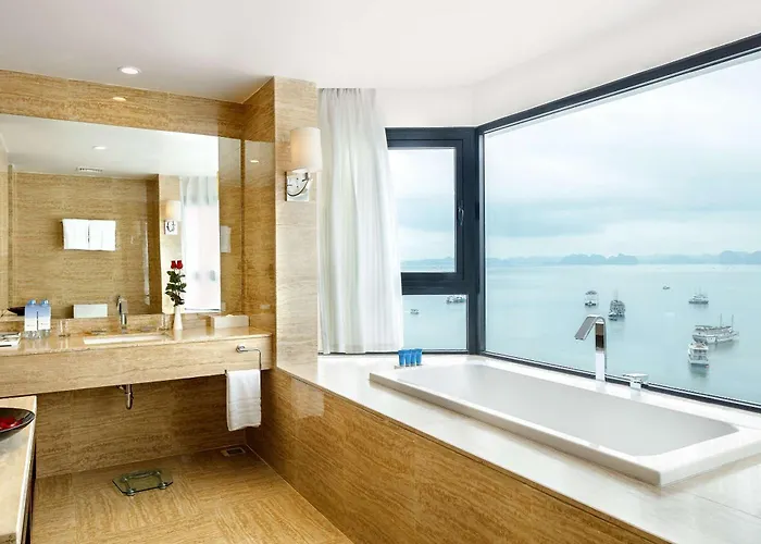 Wyndham Legend Halong Hotel