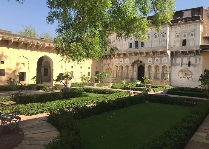Deeppura Garh Hotel Sikar