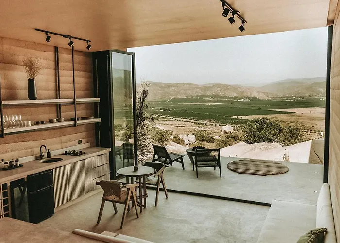 Mira Earth Studios Valle de Guadalupe