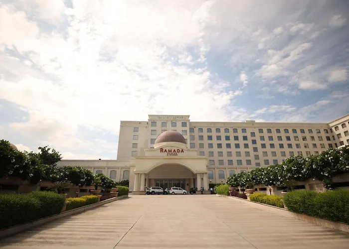 Ramada Plaza By Wyndham Lucknow Hotel