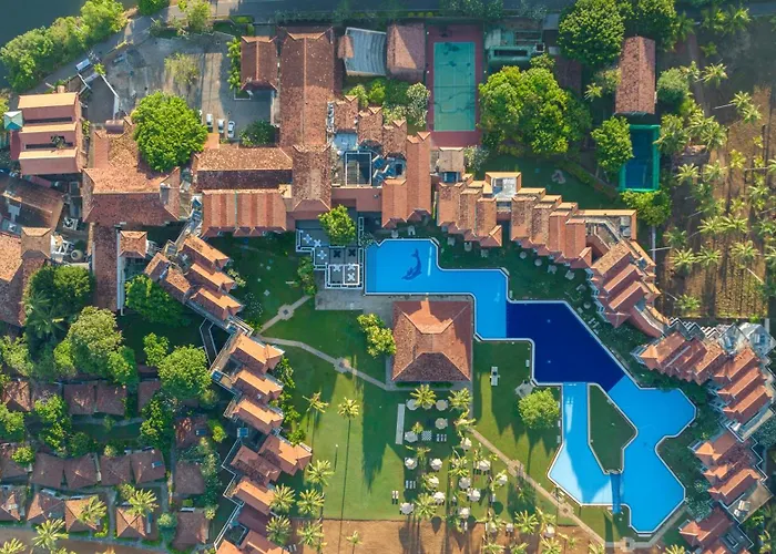 Club Hotel Dolphin Negombo