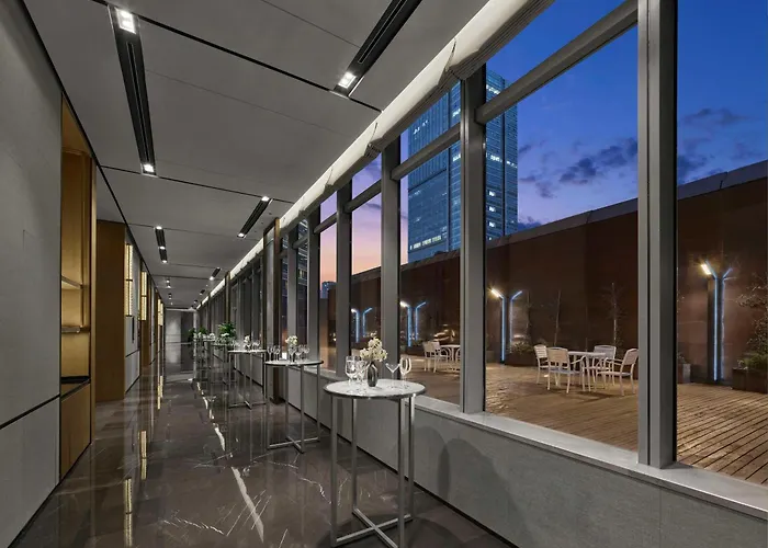 Doubletree By Hilton Chengdu Riverside - Close To Panda Base And Chengdu East Railway