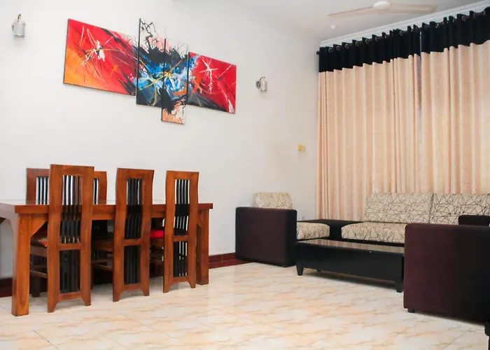 Yolanda Villa Negombo