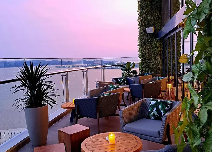 Citadines Marina Halong Hotel