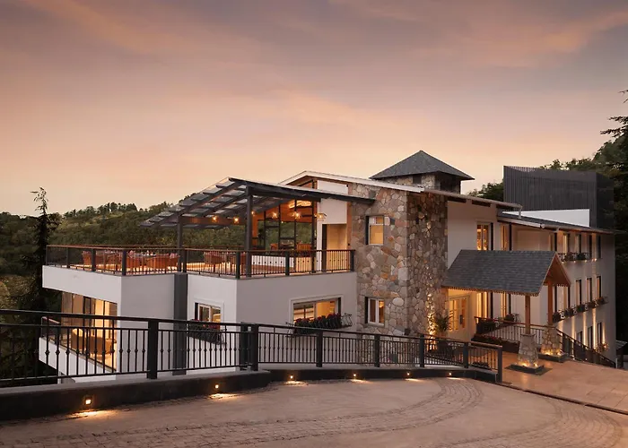 Justa Hollow Oak, Mussoorie