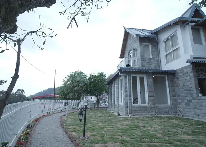Casa De Bello, Nainital, Near Kainchi Dham