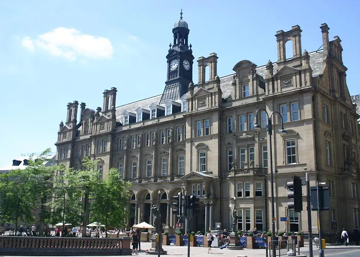 Quebecs Luxury Aparthotel Leeds 