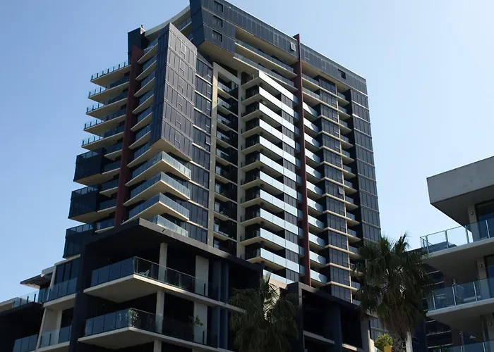 Acd Apartments Melbourne