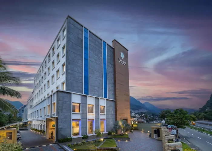Distrikt 9 Hotel Palakkad