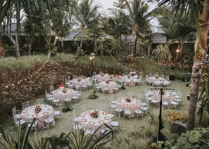 Cross Bali Breakers Hotel Jimbaran 