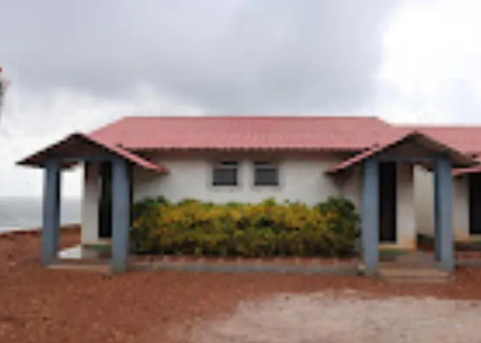 Sea King Beach Resort Ganpatipule