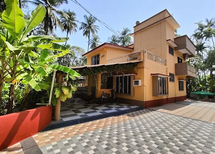 Bapat Niwas Home Stay Ganpatipule
