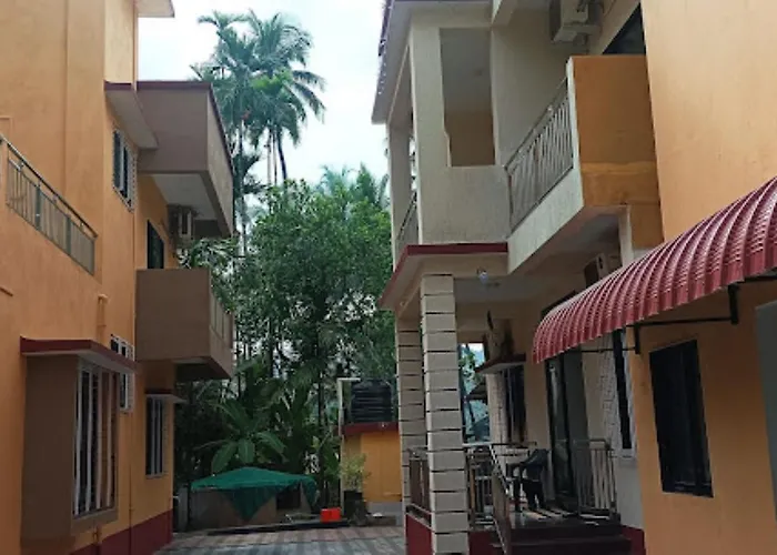 Bapat Niwas Home Stay Ganpatipule